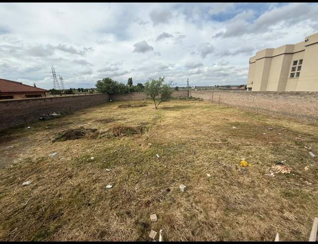 LAND FOR SALE IN LENASIA EXT 13